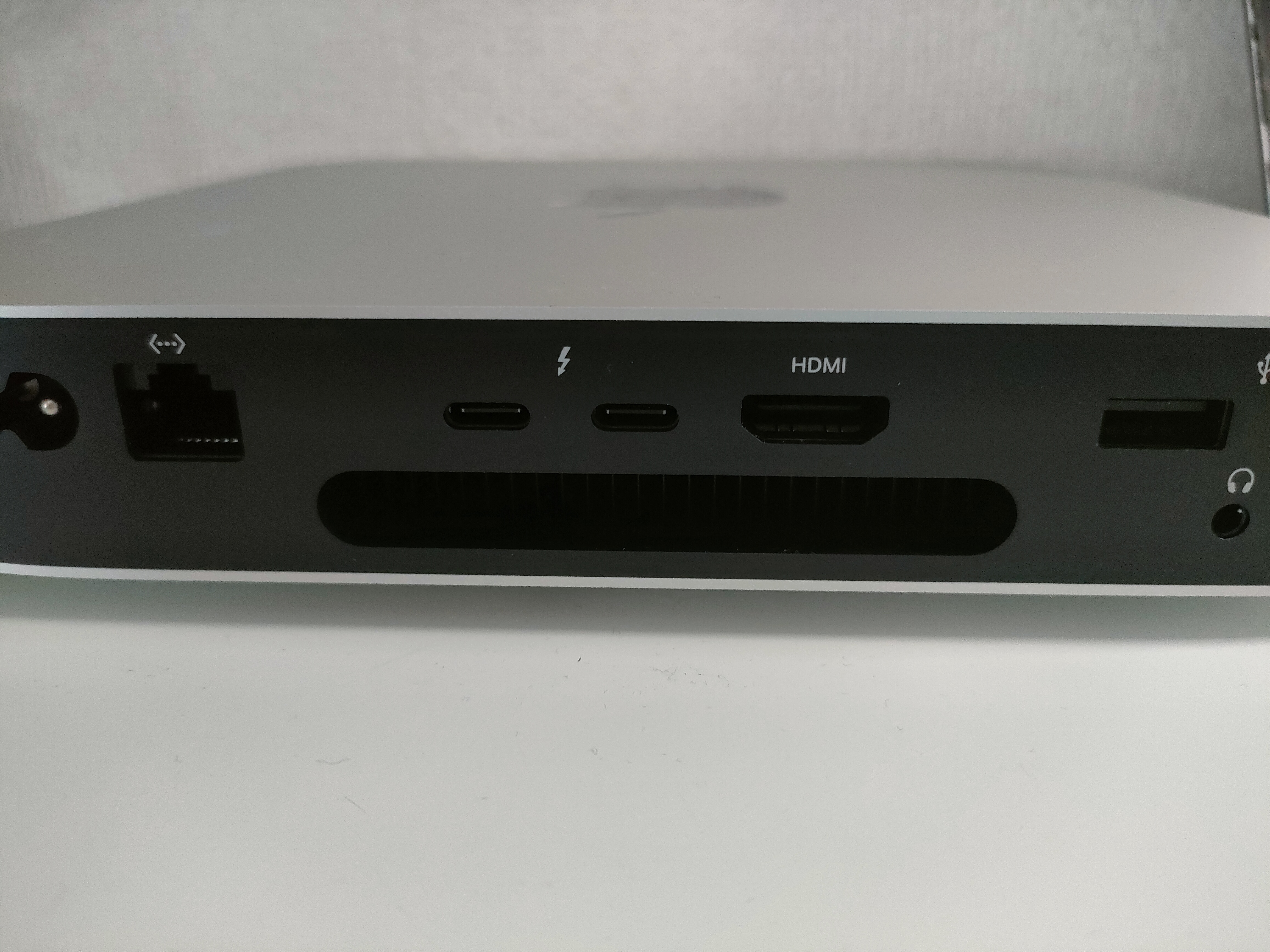 Mac mini 2023 出力